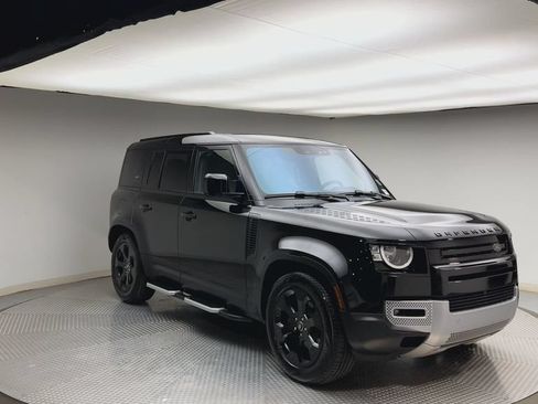 Used 2020 Land Rover Defender 110 S AWD/4WD image 8
