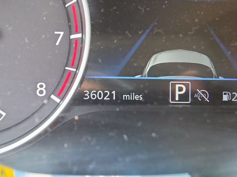 Used 2025 Nissan Sentra SR FWD image 4