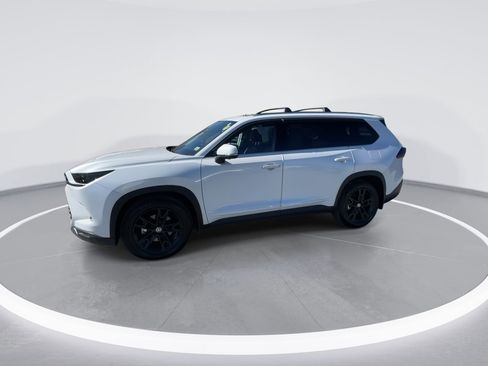 Used 2024 Toyota Grand Highlander Limited AWD/4WD image 9