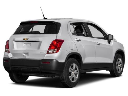 Used 2015 Chevrolet Trax LTZ AWD/4WD image 2