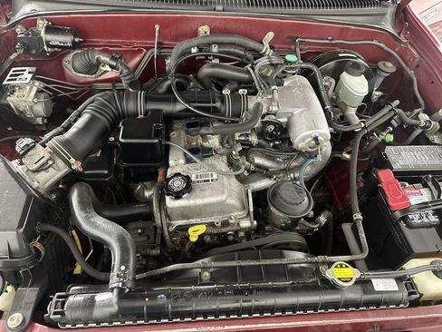 Used 2004 Toyota Tacoma 4x4 Regular Cab image 23