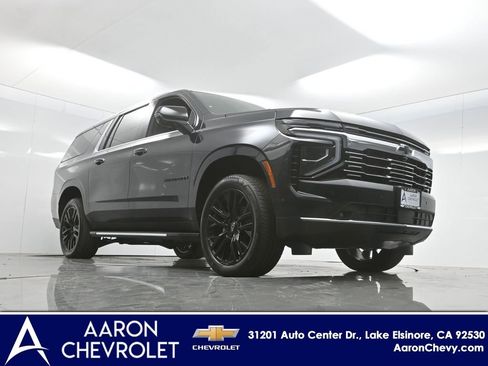 New 2025 Chevrolet Suburban Premier image 46