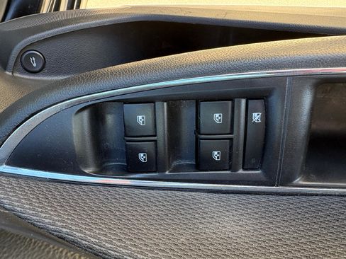 Used 2018 Chevrolet Cruze LT w/ Redline Edition image 17