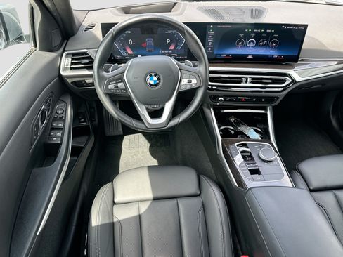 Used 2024 BMW 330i Sedan w/ Premium Package RWD image 23