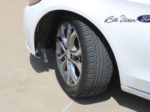 Used 2017 Mercedes-Benz C 300 Sedan image 9