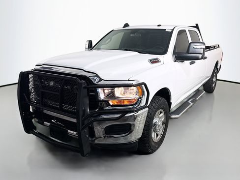 Used 2023 RAM 2500 Tradesman w/ Towing Technology Group image 4