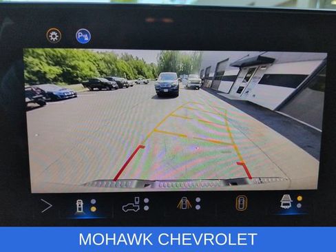 Used 2024 Chevrolet Colorado LT w/ LT Convenience Package III AWD/4WD image 16