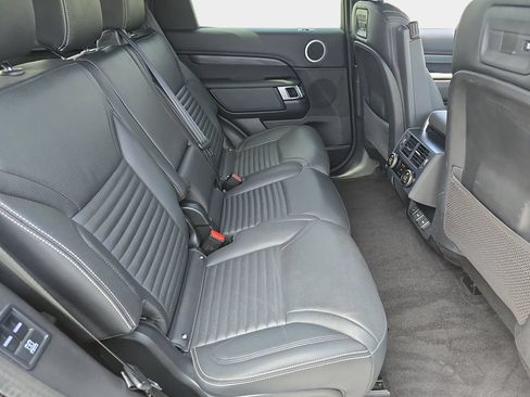 Certified 2023 Land Rover Discovery S R-Dynamic AWD/4WD image 11