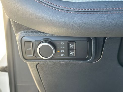 New 2025 Ford Explorer Active image 55