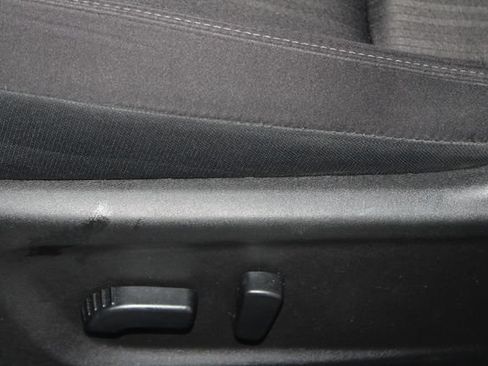 Used 2025 Nissan Altima 2.5 SV FWD image 17