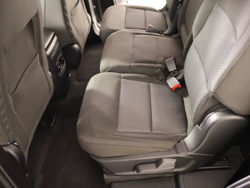 Used 2022 Ford Explorer XLT RWD image 12