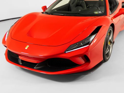 Certified 2022 Ferrari F8 Tributo image 30