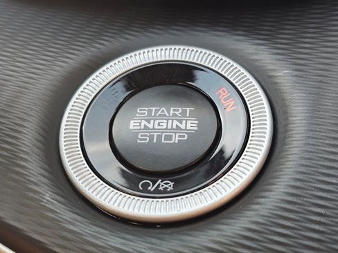 New 2025 Jeep Grand Cherokee Altitude image 21