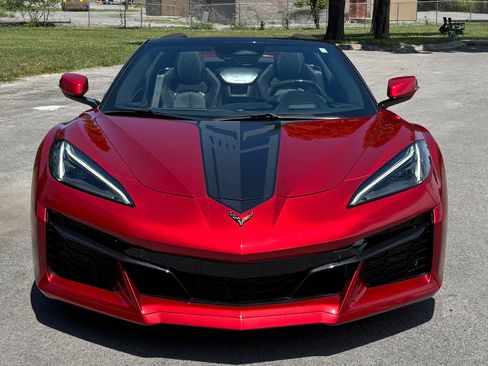 Used 2024 Chevrolet Corvette Z06 RWD image 5