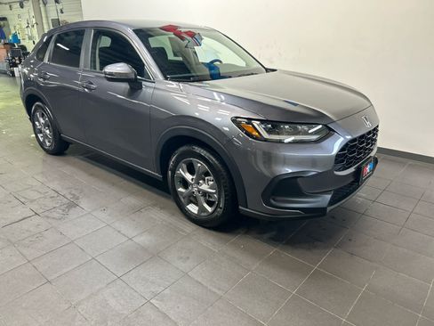 Used 2026 Honda HR-V LX image 2