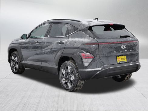 Certified 2025 Hyundai Kona SEL image 5