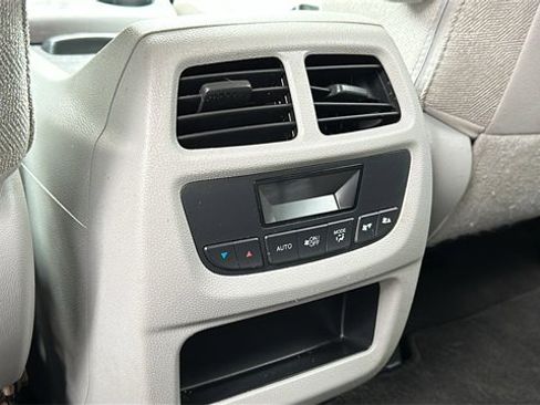 Used 2021 Honda Pilot EX image 26