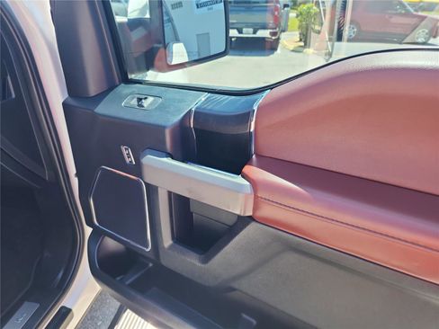 Used 2020 Ford F150 Platinum w/ Equipment Group 701A Luxury AWD/4WD image 25