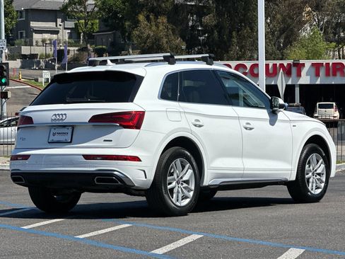 Used 2023 Audi Q5 2.0T Premium w/ Convenience Package AWD/4WD image 5