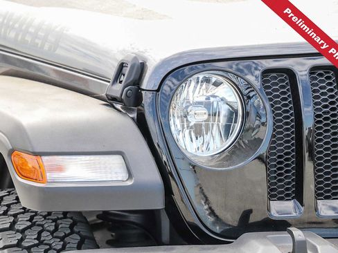 Used 2022 Jeep Wrangler Unlimited Sport AWD/4WD image 4