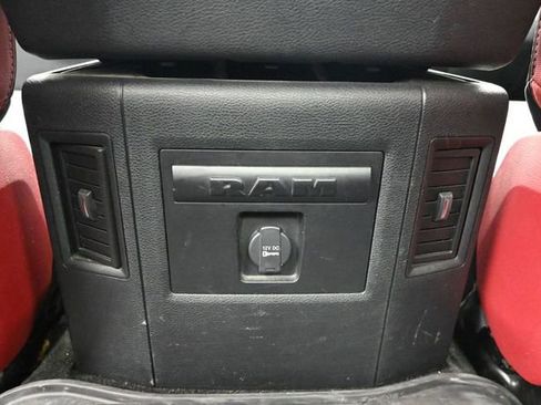 Used 2015 RAM 1500 Rebel AWD/4WD image 25