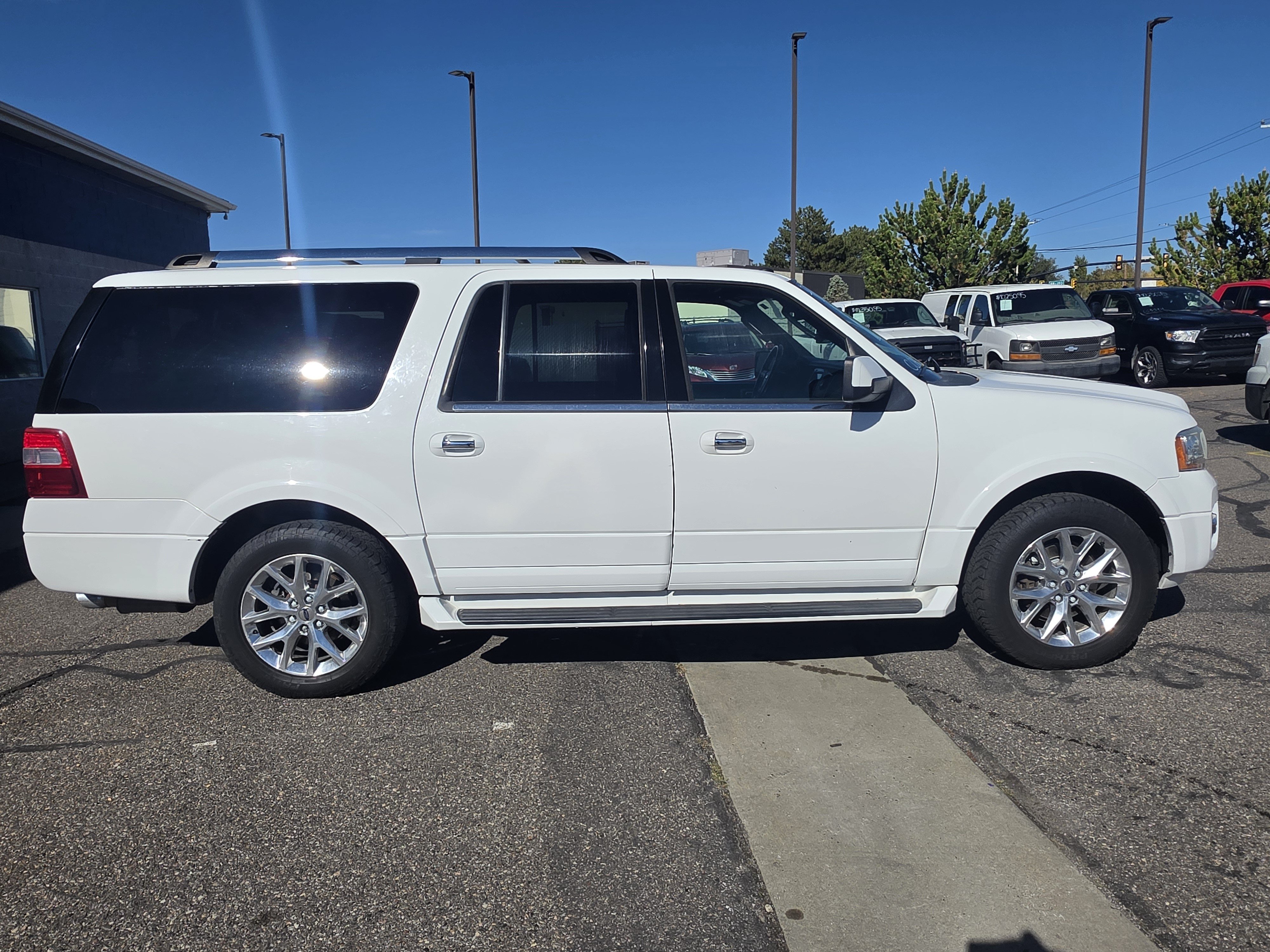 Used 2016 Ford Expedition EL Limited AWD/4WD image 8