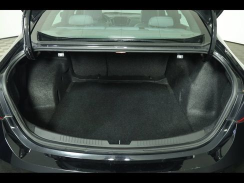 Used 2021 Chevrolet Malibu LT FWD image 11