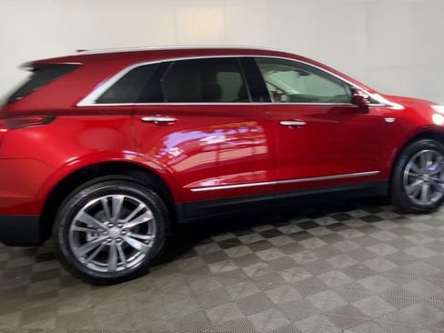 New 2025 Cadillac XT5 Premium Luxury image 9