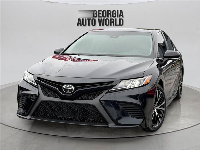 Used 2019 Toyota Camry SE w/ Convenience Package FWD image 1