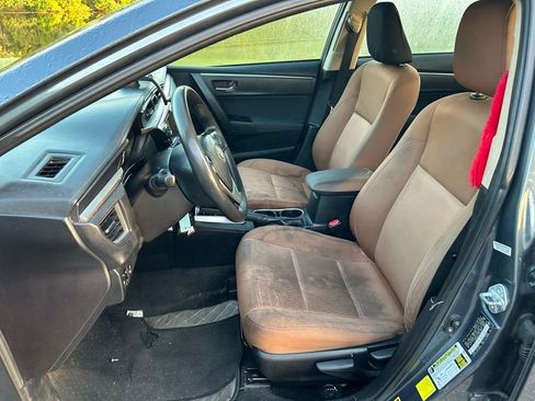 Used 2015 Toyota Corolla LE FWD image 14