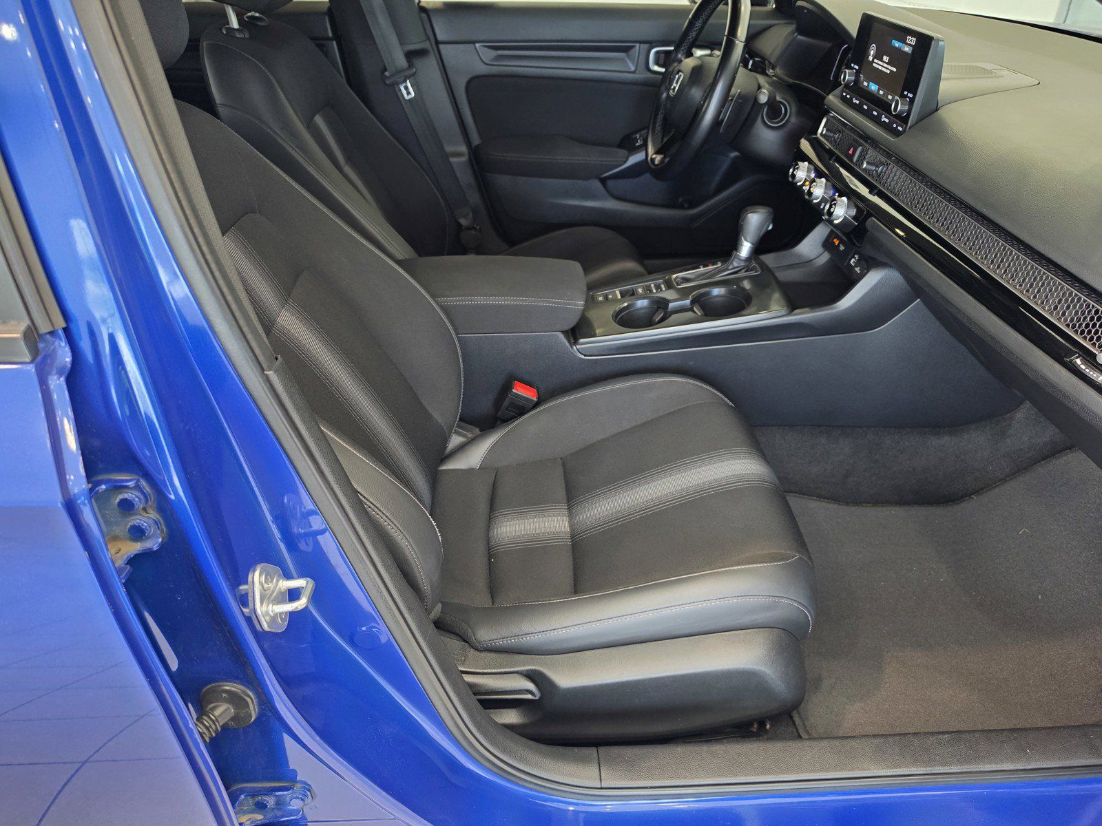 Certified 2024 Honda Civic Sport image 18