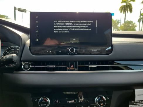 Used 2026 Mitsubishi Outlander SE FWD image 22