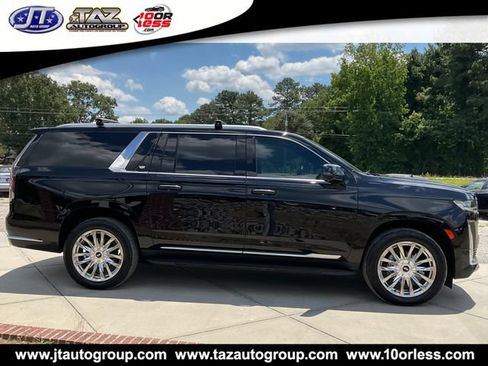 Used 2022 Cadillac Escalade ESV Premium Luxury AWD/4WD image 8