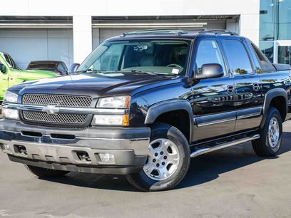 Used 2005 Chevrolet Avalanche Z71 w/ Sun And Sound Package