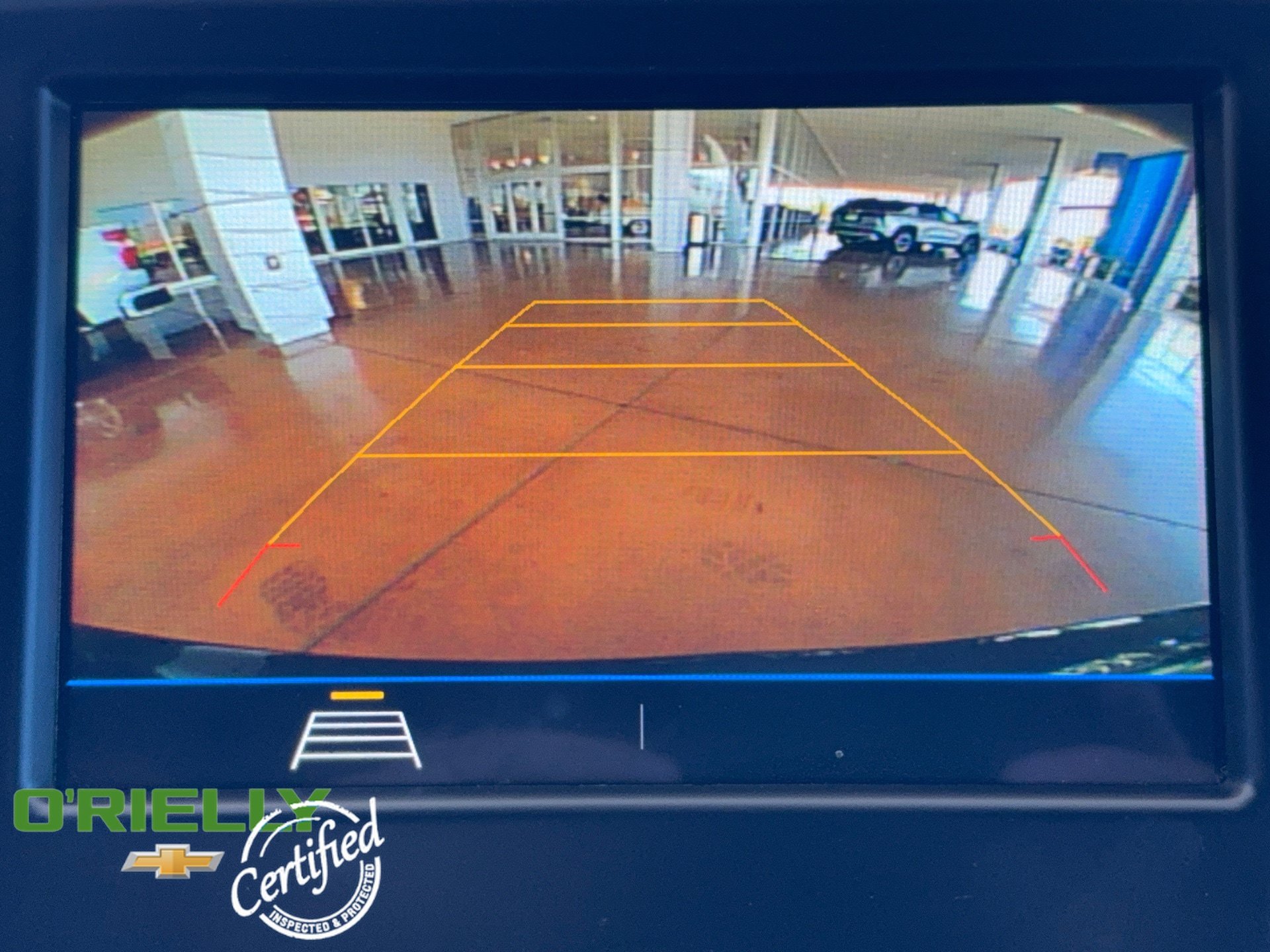 Used 2019 Chevrolet Equinox LT w/ LPO, Blackout Package FWD image 18