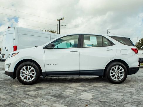 Used 2020 Chevrolet Equinox LS FWD image 4