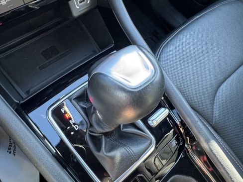 Used 2022 Jeep Compass Limited w/ (RED) Package image 30