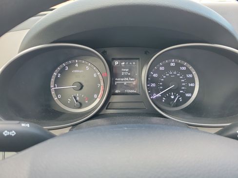 Used 2018 Hyundai Santa Fe Sport image 22