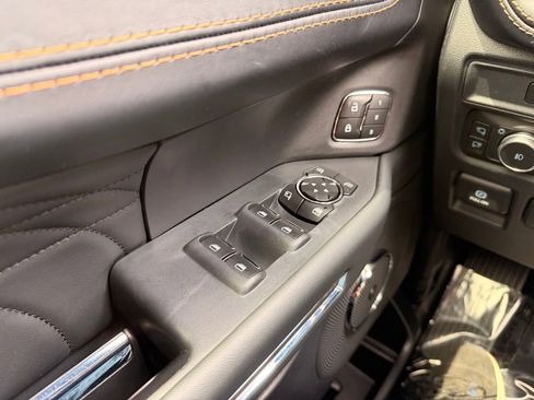 Used 2022 Ford Expedition Platinum AWD/4WD image 22