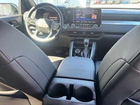 New 2026 Chevrolet Colorado LT w/ LT Convenience Package AWD/4WD image 18