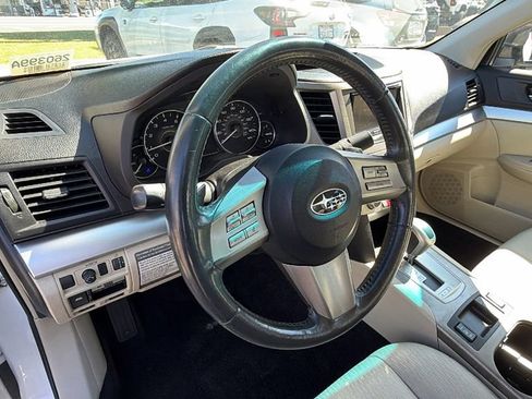 Used 2011 Subaru Legacy 2.5i Premium AWD/4WD image 30