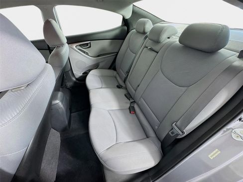 Used 2012 Hyundai Elantra GLS FWD image 19
