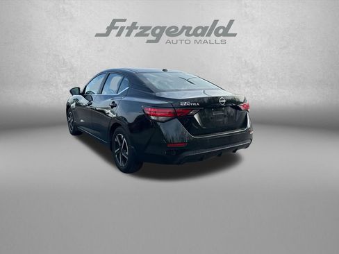 Used 2025 Nissan Sentra SV w/ Trunk Package image 5