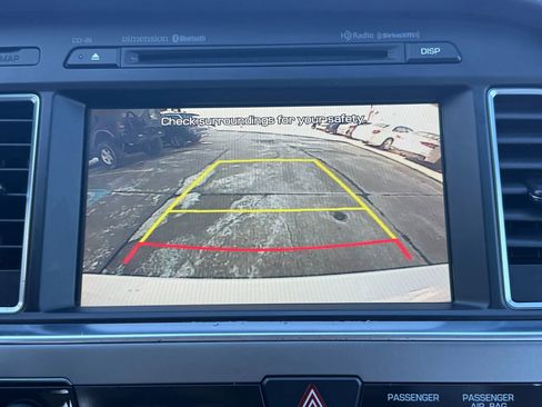 Used 2016 Hyundai Sonata Plug-In Hybrid image 33