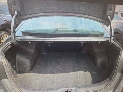 Used 2025 Nissan Altima 2.5 SV FWD image 14