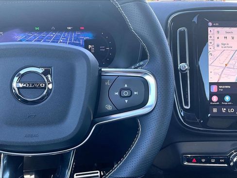Used 2021 Volvo XC40 P8 Recharge w/ Advanced Package AWD/4WD image 25