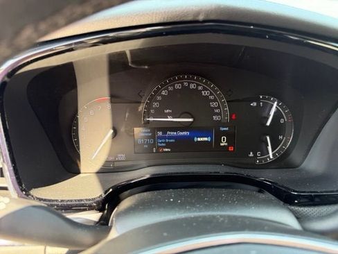 Used 2019 Cadillac XT5 Premium Luxury w/ Driver Assist Package FWD image 16