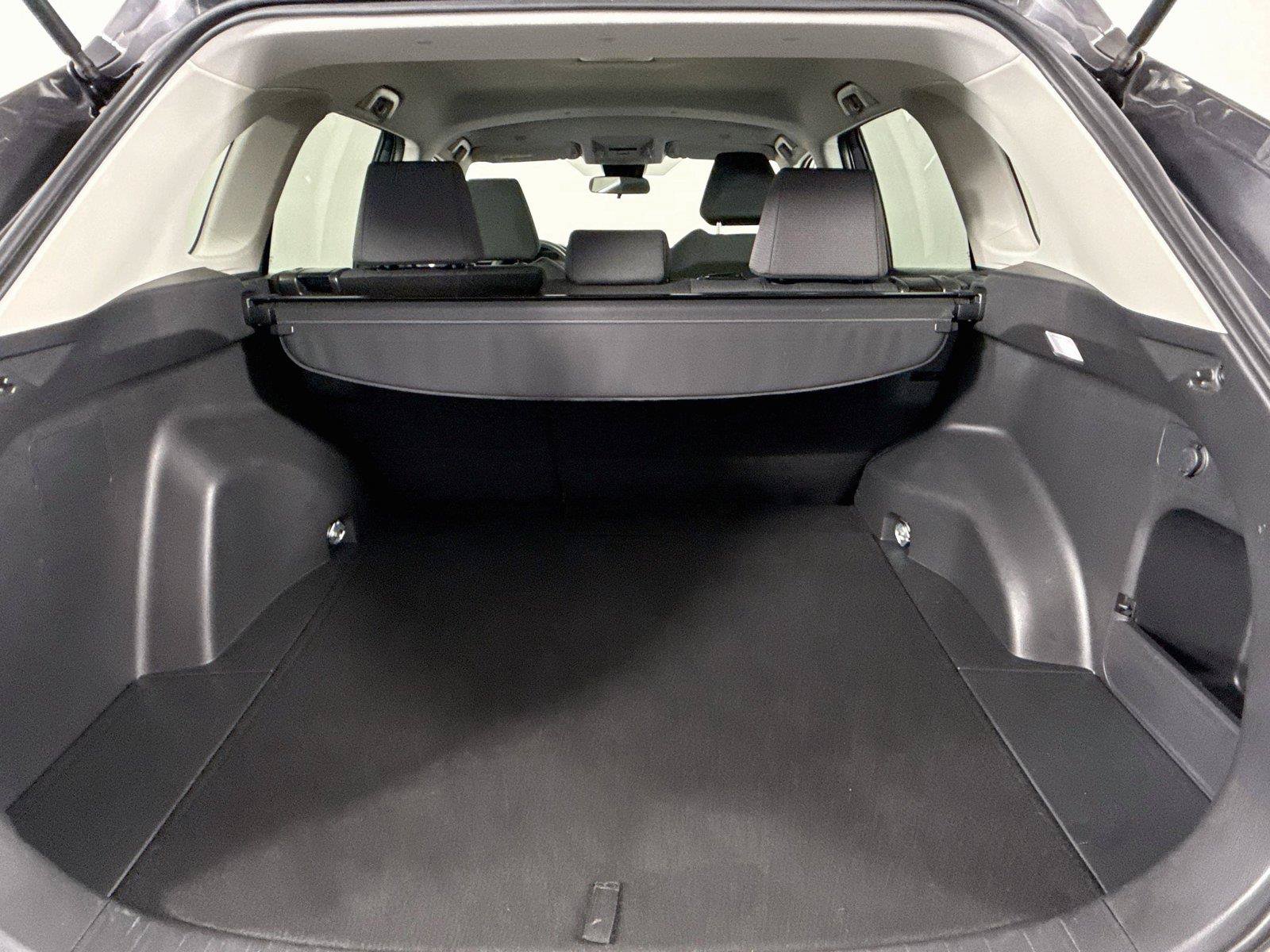 Certified 2025 Toyota RAV4 XLE FWD image 36