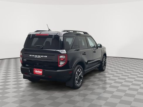 Used 2024 Ford Bronco Sport Outer Banks w/ Tech Package image 38