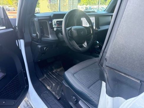 Used 2022 Ford Bronco Outer Banks AWD/4WD image 16